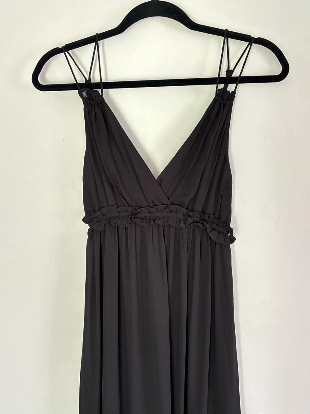 Abercrombie & Fitch Floaty Femme Black Vneck Double strap Tiered Dress Small N59